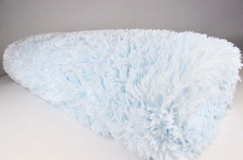 BABYBLÅ LANGHÅRET PLYS – 30 MM LUV & ENVEJS STRÆK