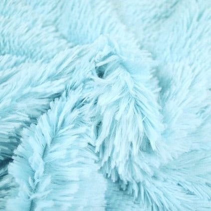 LYSEBLÅ LANGHÅRET PLYS – 30 MM LUV & ENVEJS STRÆK