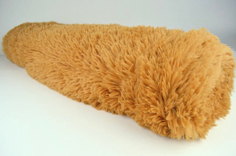 KARRYGUL LANGHÅRET PLYS – 30 MM LUV & ENVEJS STRÆK