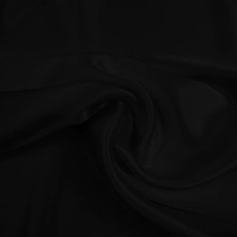 SORT SILKESATIN – BLØD, GLAT OVERFLADE