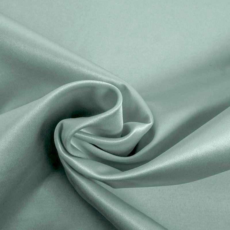 SALVIEGRØN SELENA TUNG BRUDESATIN MED LET STRÆK