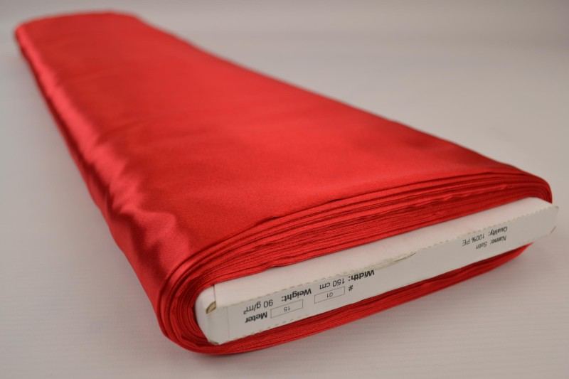 RØD SATIN STOF – LET & GLANSFULDT