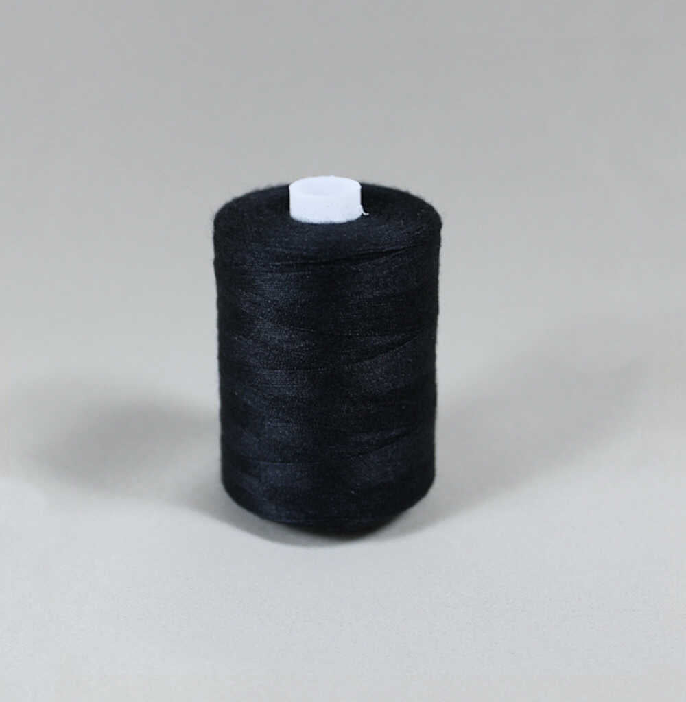 SVART STARK POLYESTER SYTRÅD