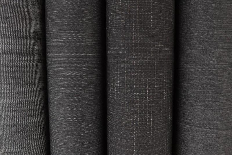 BRUN UVASKET DENIM MED STRÆK – 300 G/M²