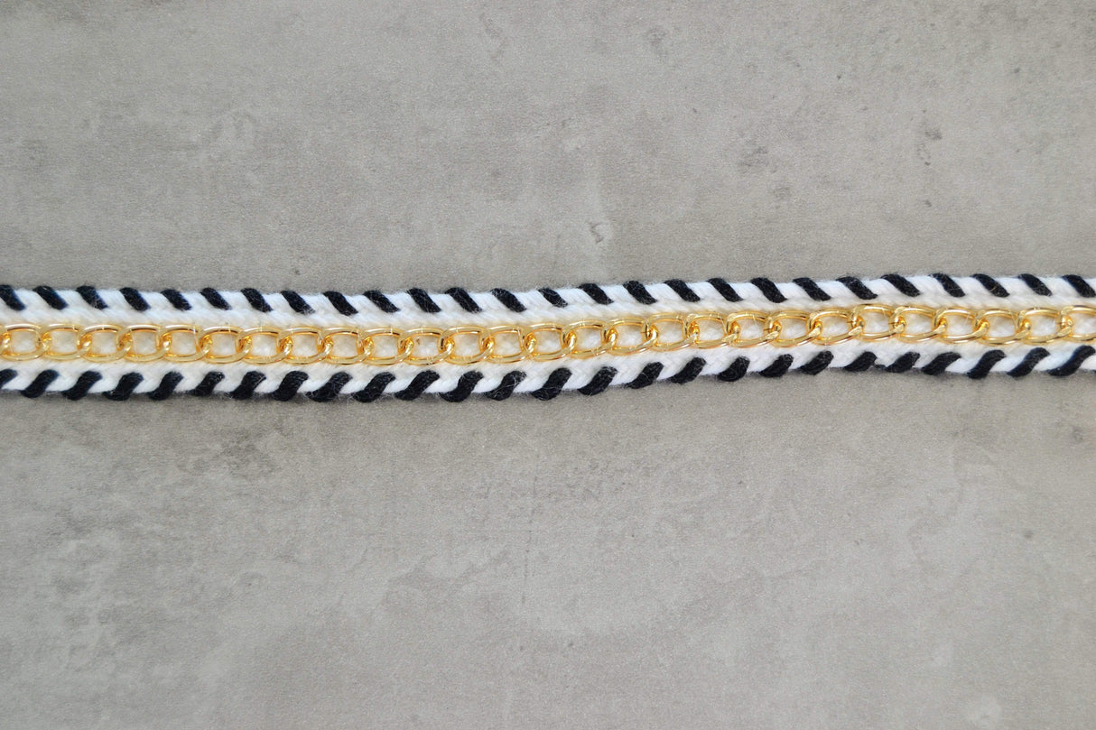 SORT OG HVID BÅND MED GULD KÆDE 20MM