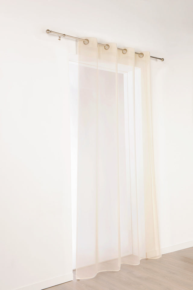 Brandhæmmende semi-transparent voile til gardiner — stemningsbillede