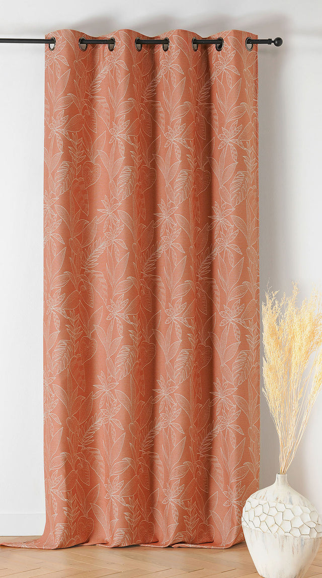 Isolerende jacquard med bladmotiv og fleecebagside — brændt orange, syet som færdigt gardin