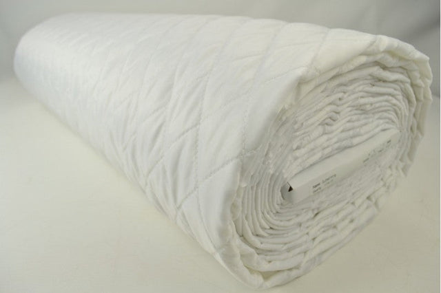 HVID QUILT STOF MED VATTERET BAGSIDE