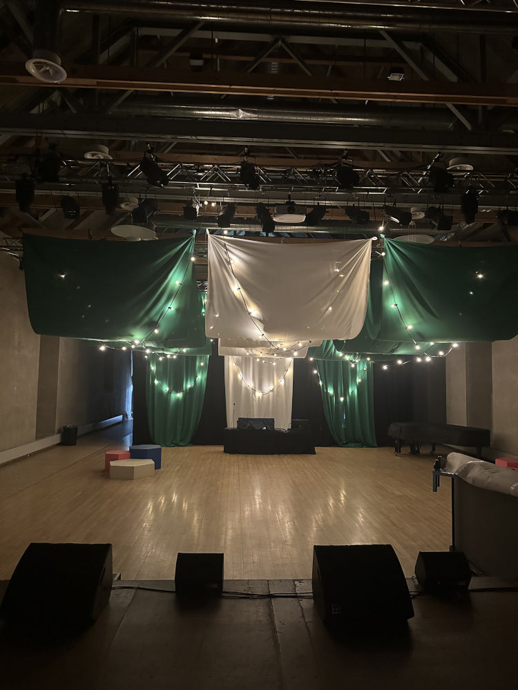 MØRKEGRÅ BRANDSIKKER BURLINGTON – EVENT & DEKORATION