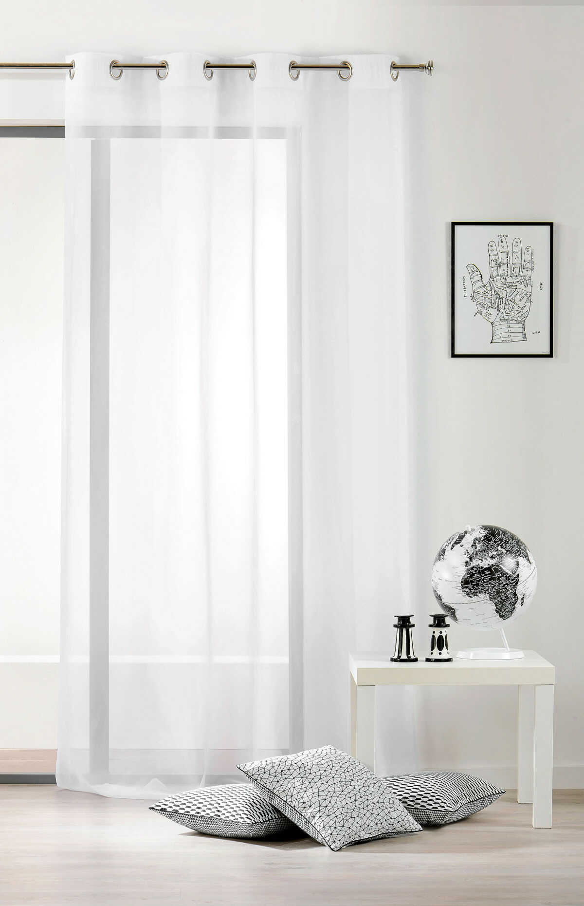 BRANDHÆMMENDE SEMI-TRANSPARENT VOILE TIL GARDINER (420 CM) - HVID