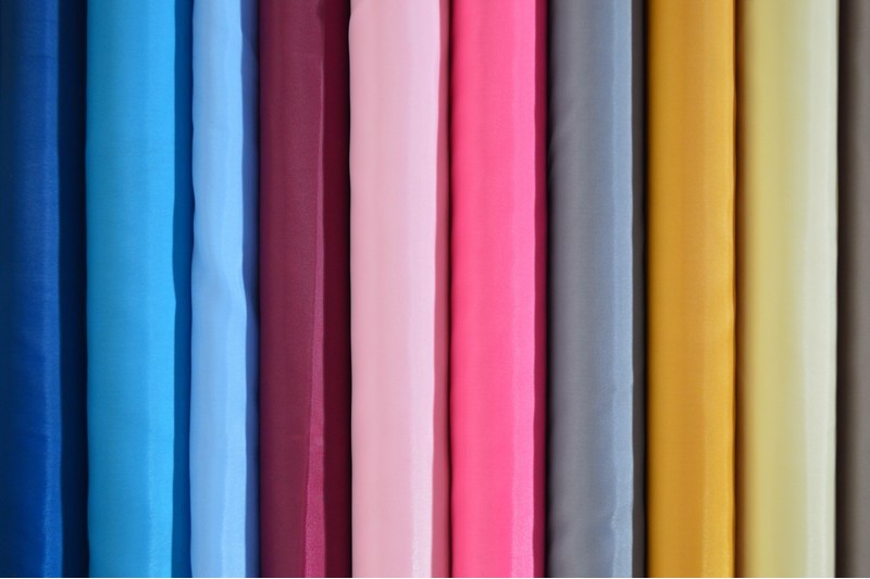 BABY BLÅ POLYESTER FOER – GLAT, LET & LET GLANS