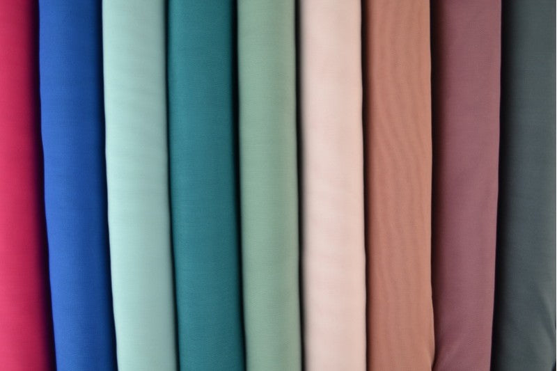 BLÅ LYCRA MESH – ELASTISK NETSTOF, SEMI TRANSPARENT