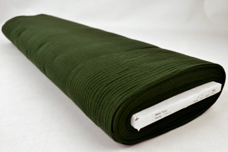 MØRKEGRØN DOUBLE GAUZE MUSSELIN – BLØD & ÅNDBAR