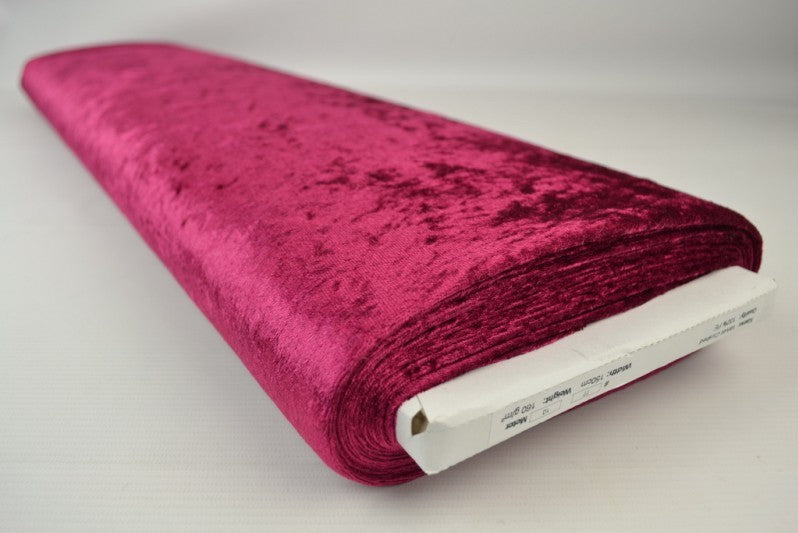 VINYL NERVOUS VELOUR – STICKAD, STRETCHIG & GLANSIG HÖST