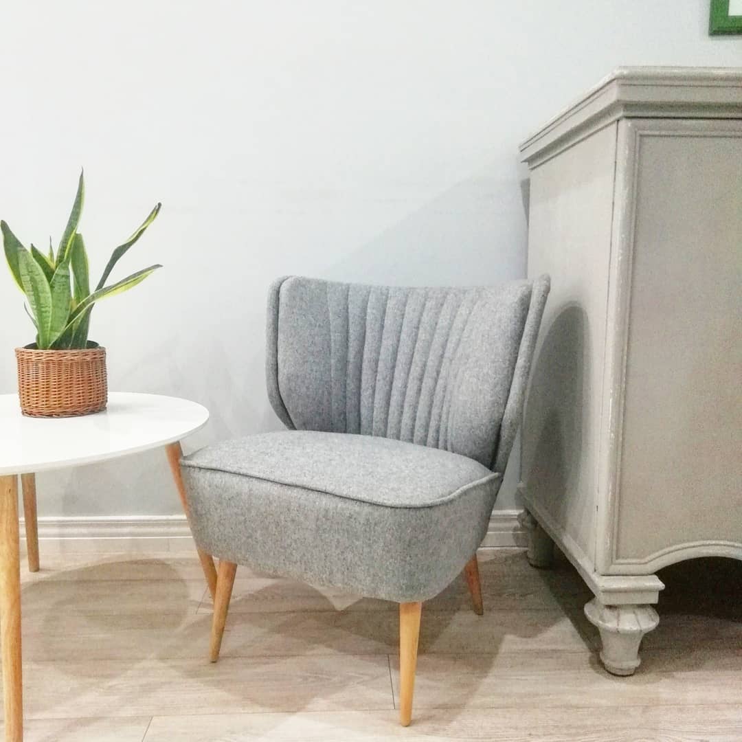 LYS GRÅ CLARK MØBELSTOF – ULD-BLEND OG MELERET LOOK