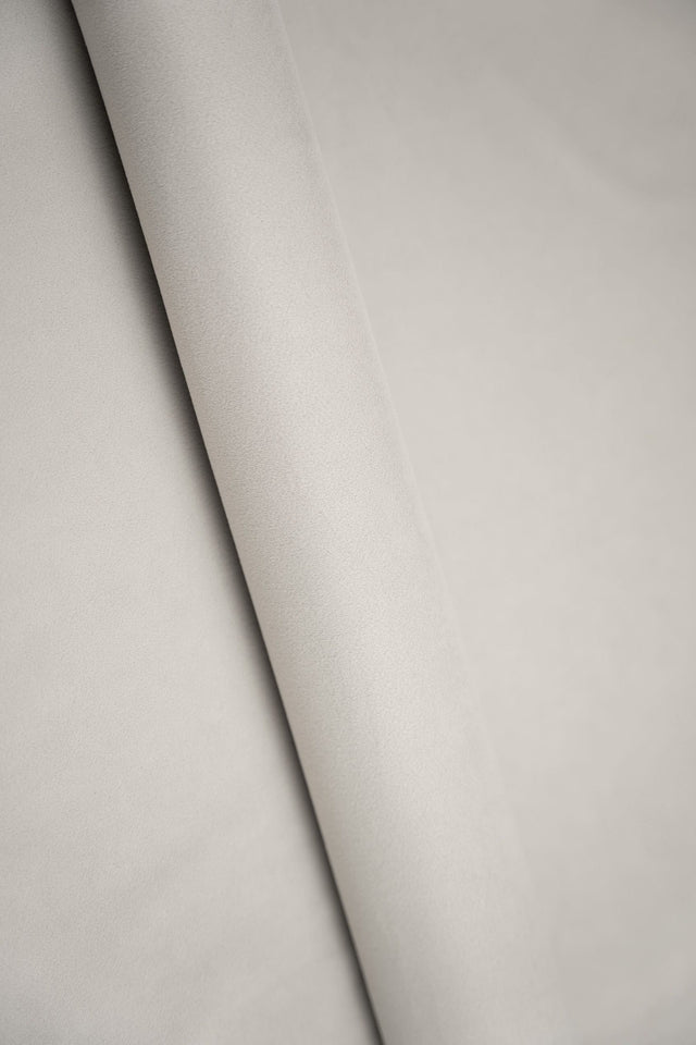 LYS GRÅBEIGE SMART VELVET MØBELVELOUR – SLIDSTÆRK & PETPROOF