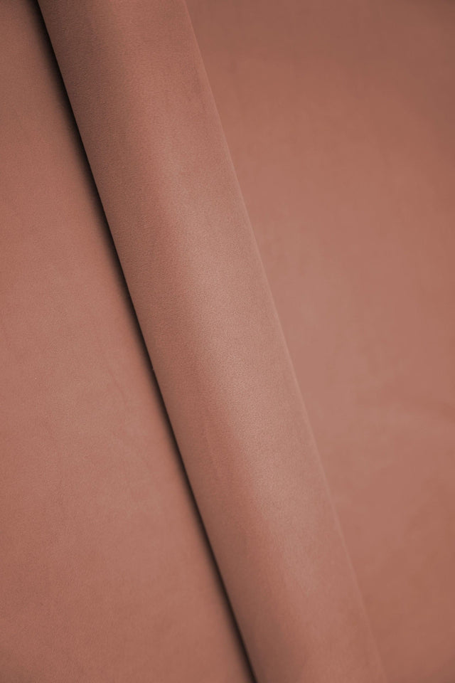 STØVET TERRAKOTTAROSA SMART VELVET MØBELVELOUR – SLIDSTÆRK & PETPROOF