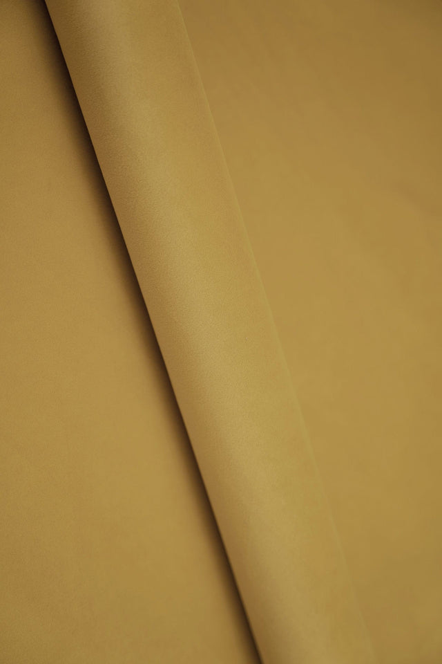 VARM SENNEPSGUL SMART VELVET MØBELVELOUR – SLIDSTÆRK & PETPROOF
