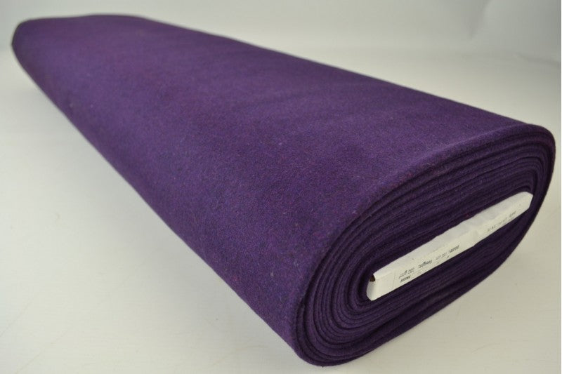 LILLA SLIDTÆRK OG BLØD ULDSTOF