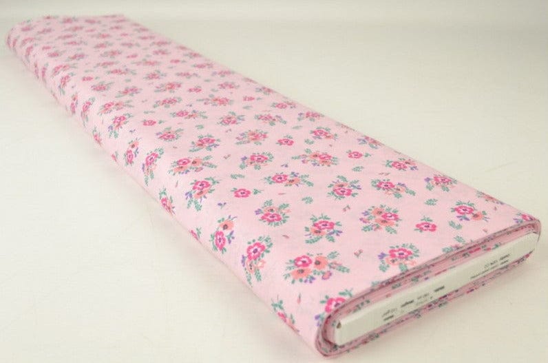 G&M Bomuldspoplin BOMULDSPOPLIN M. LYSERØDE PRIMULA BLOMSTER