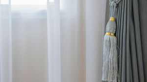 BRANDHÆMMENDE SEMI-TRANSPARENT ETAMINE GARDINSTOF