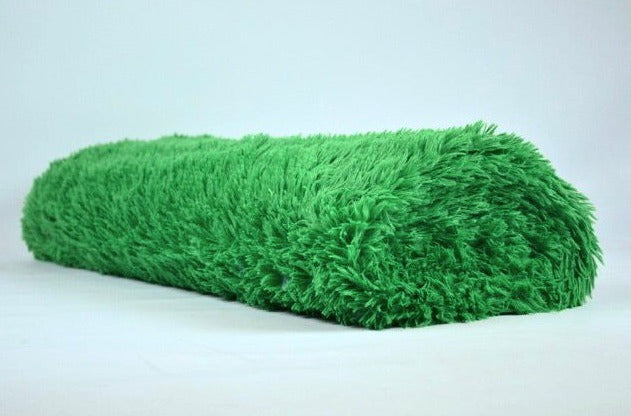 GRØN LANGHÅRET PLYS – 30 MM LUV & ENVEJS STRÆK