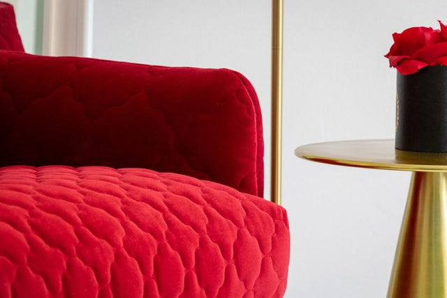 VARM HONNINGGUL MAGIC VELVET 3D – QUILTET VELOUR MED SEKSKANTMØNSTER