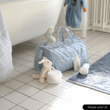 MØRK KARAMEL QUILT STOF MED VATTERET BAGSIDE