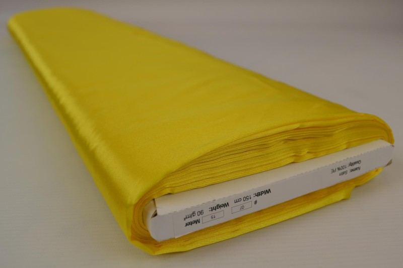 GUL SATIN STOF – LET & GLANSFULDT