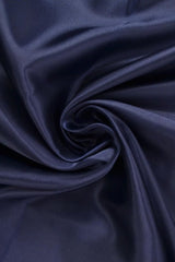 NAVY SATIN STOF – LET & GLANSFULDT