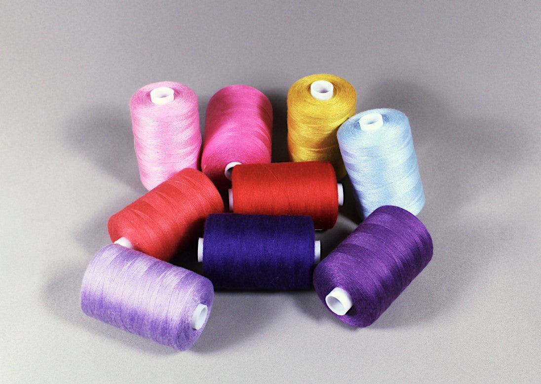 PASTEL LYSERØD STÆRK POLYESTER SYTRÅD