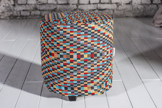 KONFETTI-TERN PÅ HVID BARCELONA JACQUARD DEKORATIONSSTOF – KONFETTI-TERN