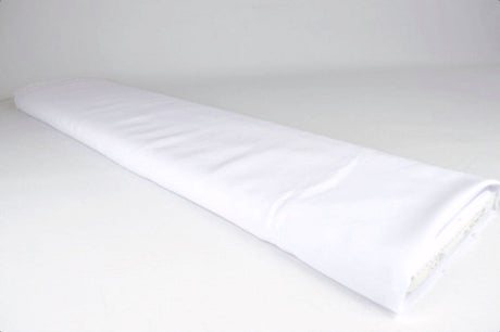 HVID CHIFFON – LET, GENNEMSIGTIG & MED FLOT FALD