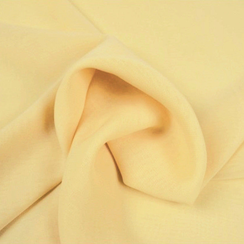 BEIGE CHIFFON – LET, GENNEMSIGTIG & MED FLOT FALD