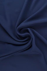 NAVY CHIFFON – LET, GENNEMSIGTIG & MED FLOT FALD