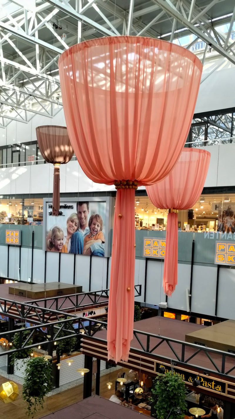 MØRK NEON ORANGE CHIFFON – LET, GENNEMSIGTIG & MED FLOT FALD