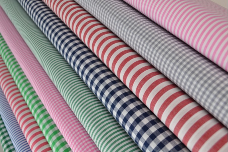 LYSERØD 6,5 MM GINGHAM STRIBER – OEKO-TEX BOMULD, LET & ÅNDBAR