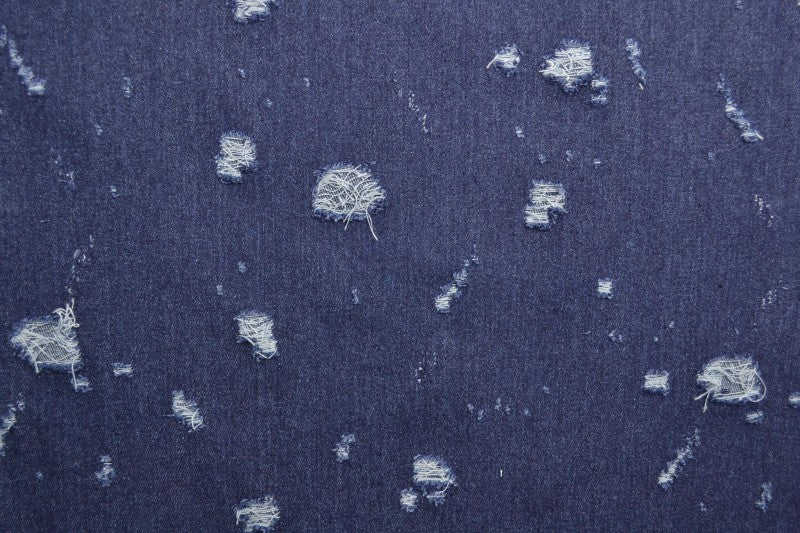 MØRKEBLÅ DENIM STOF MED VASKET SLIDT OVERFLADE – METERVARE TIL BUKSER & JAKKER