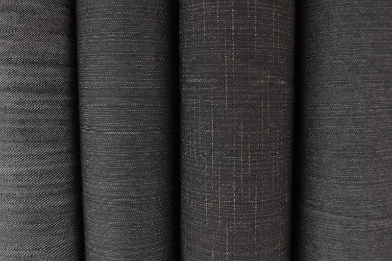 MØRK ANTRACIT UVASKET DENIM MED STRÆK – 300 G/M²