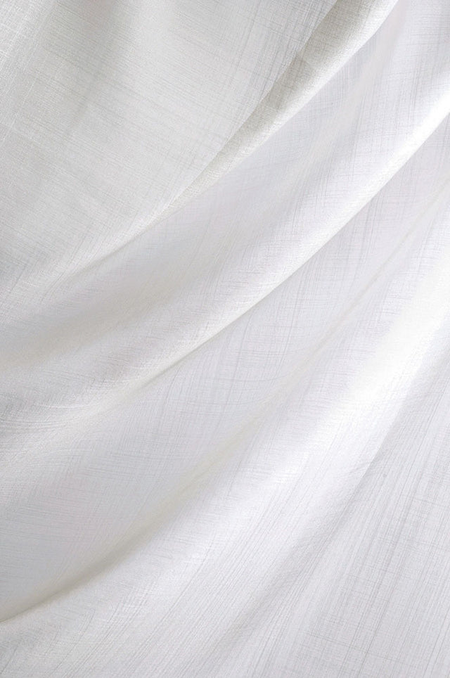 Silkeblød semi-transparent gardinvoile — hvid, stofprøve