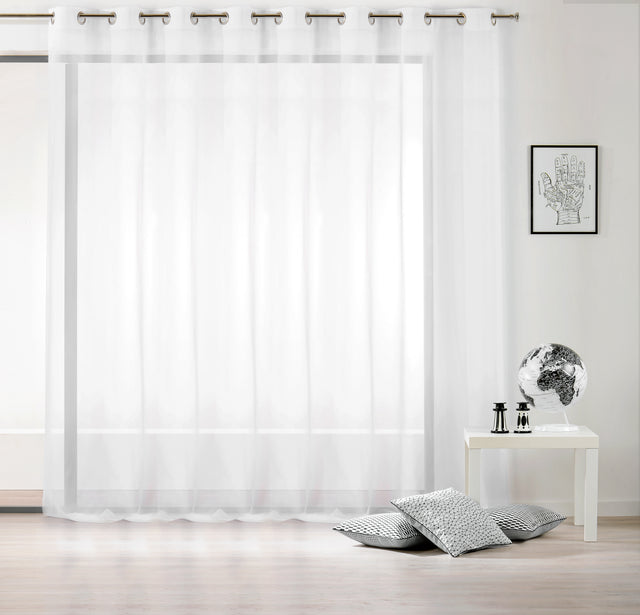 Brandhæmmende semi-transparent voile til gardiner — stemningsbillede