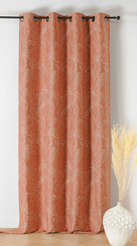 Isolerende jacquard med bladmotiv og fleecebagside — brændt orange, syet som færdigt gardin