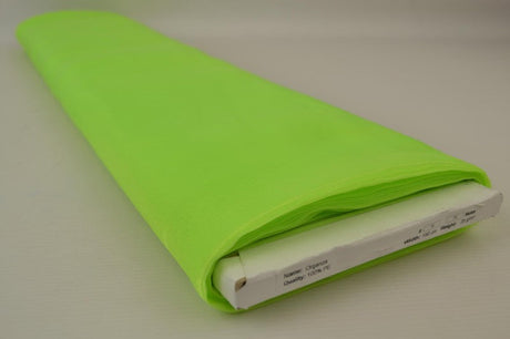 LIMEGRØN ORGANZA – TRANSPARENT & SKINNENDE