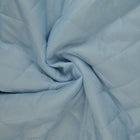 LYSEBLÅ QUILT STOF MED VATTERET BAGSIDE