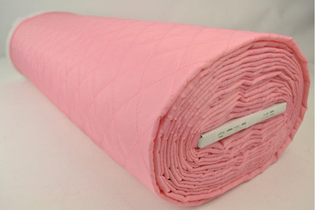 LYSERØDT QUILT STOF MED VATTERET BAGSIDE
