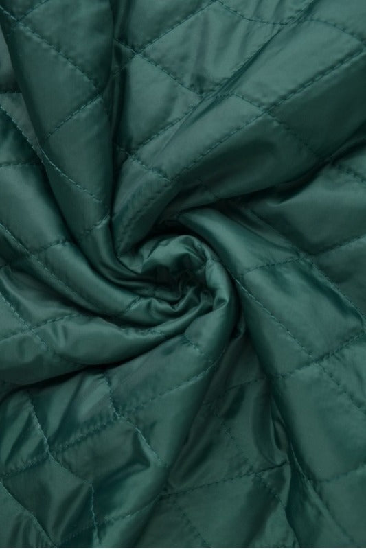 MØRKEGRØN QUILT STOF MED VATTERET BAGSIDE