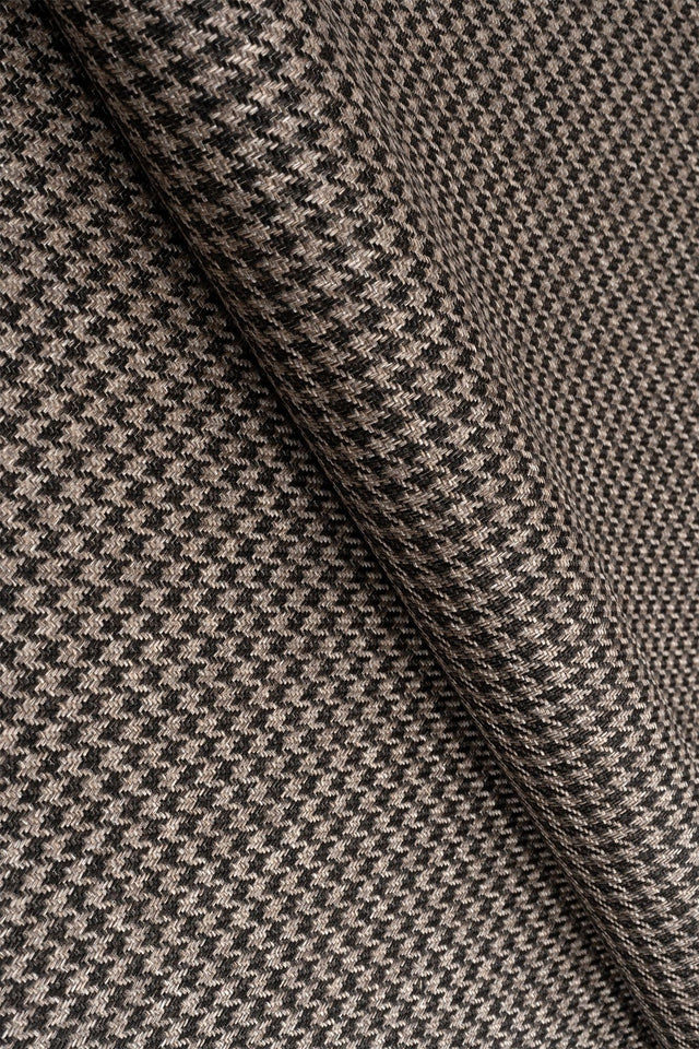 MØRKEBRUN-TAUPE HANEFJED KENIA MØBELSTOF – HANEFJED & ØKO-TEX