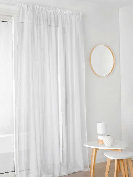 BRANDHÆMMENDE SEMI-TRANSPARENT VOILE TIL GARDINER (420 CM) - SORT