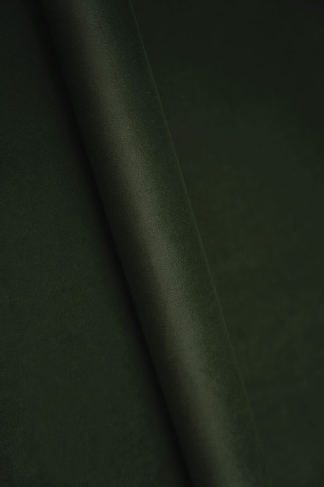 MØRK FLASKEGRØN SMART VELVET MØBELVELOUR – SLIDSTÆRK & PETPROOF