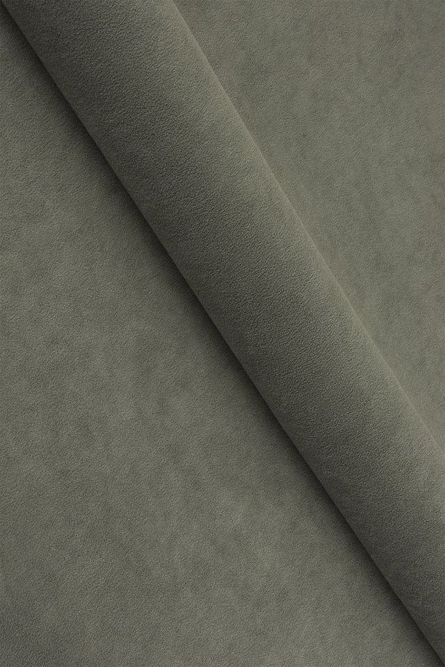 STØVET OLIVENGRÅ UTTARIO VELVET MØBELVELOUR – SLIDSTÆRK & PETPROOF